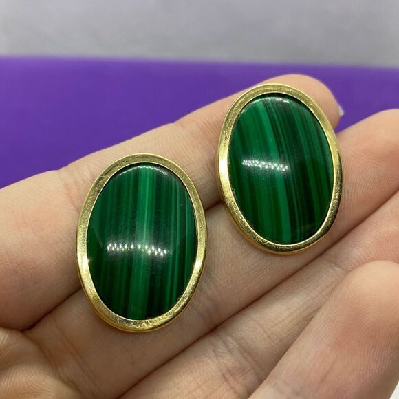 Jewelry - 💛 14k Vintage Malachite Earrings